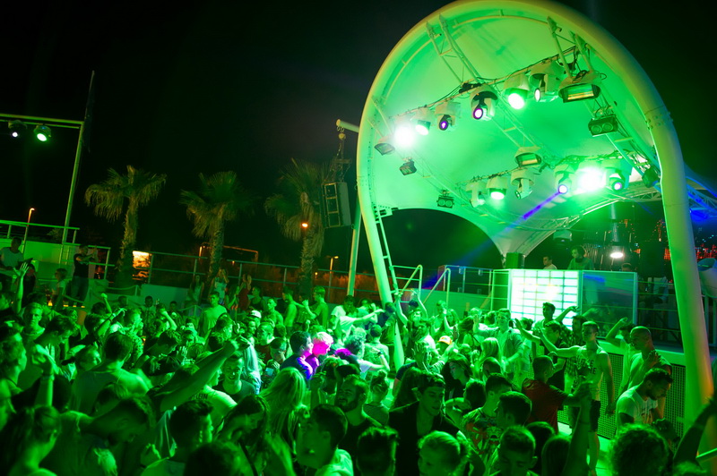 Aquarius: After beach party i Fresh island opening Aquarius: After beach party i Fresh island opening