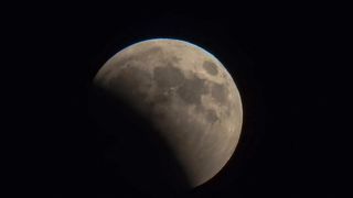 Prekrasan pogled na pomrčinu Mjeseca iz Dubrovnika Prekrasan pogled na pomrčinu Mjeseca iz Dubrovnika