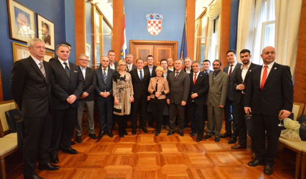 Gradonačelnik Kalmeta primio obitelj Ćosić i sudionike završnice Krešinog Kupa