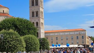 Image 892659 (auto) Image 892659 (auto)