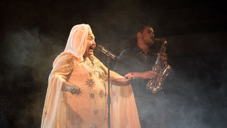 Esma Redžepova, prateći bend Folk Masters i gost Ibus Ibraimovski @ Arsenal Zadar Esma Redžepova, prateći bend Folk Masters i gost Ibus Ibraimovski @ Arsenal Zadar