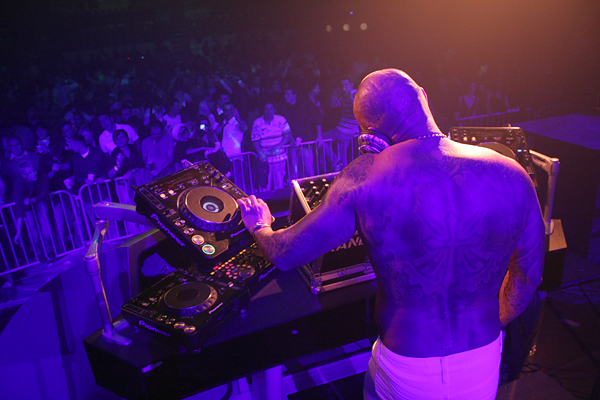 Doček Nove godine na Višnjiku uz DJ Moralesa (Foto:Saša Čuka)