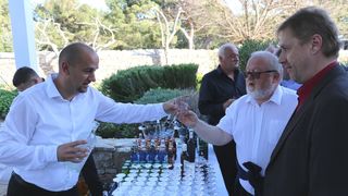 Delegacija Južnomoravske regije u posjeti otoku Viru Delegacija Južnomoravske regije u posjeti otoku Viru