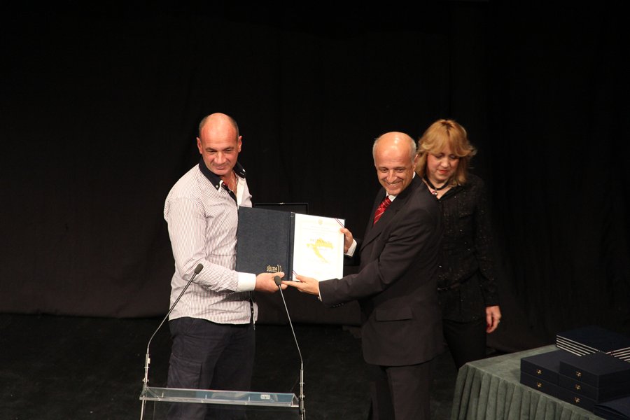 HNK Zadar: Dodjela priznanja za ”Naročiti pothvat u zaštiti i spašavanju” foto: I. Perinčić HNK Zadar: Dodjela priznanja za ”Naročiti pothvat u zaštiti i spašavanju” foto: I. Perinčić