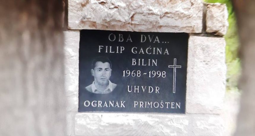 Filip Gaćina, spomen ploča Filip Gaćina, spomen ploča