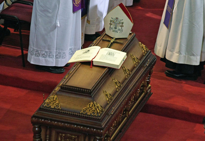 Posljednji ispraćaj nadbiskupa Ivana Prenđe (foto: Marin Gospić)