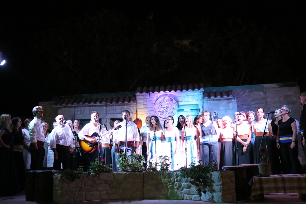 Osam klapa nastupilo na klapskoj manifestaciji “Virska terca” Osam klapa nastupilo na klapskoj manifestaciji “Virska terca”