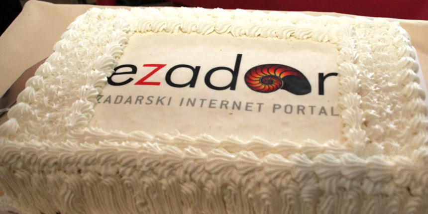 Svečani domijenak eZadar.hr Svečani domijenak eZadar.hr