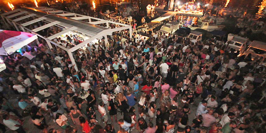 Severina na Ponton Festivalu, 30. srpnja (foto:Saša Čuka) Severina na Ponton Festivalu, 30. srpnja (foto:Saša Čuka)