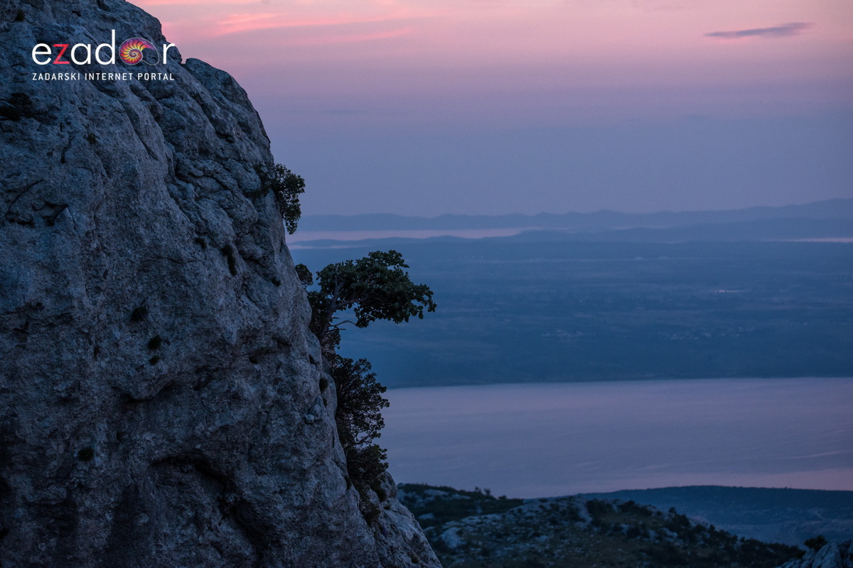 Prekrasna zvjezdana noć na Tulovim gredama Prekrasna zvjezdana noć na Tulovim gredama