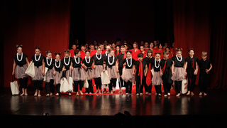 Igrajmo se: Zabranjeno mlađima od 15 strana A