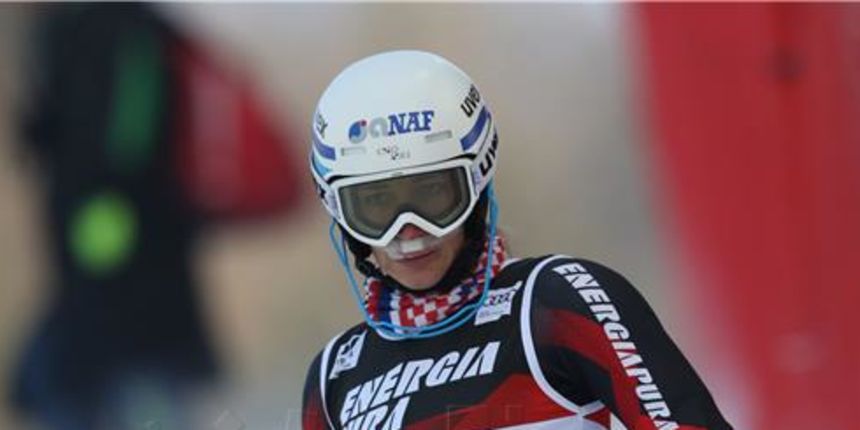 Leona Popović Leona Popović