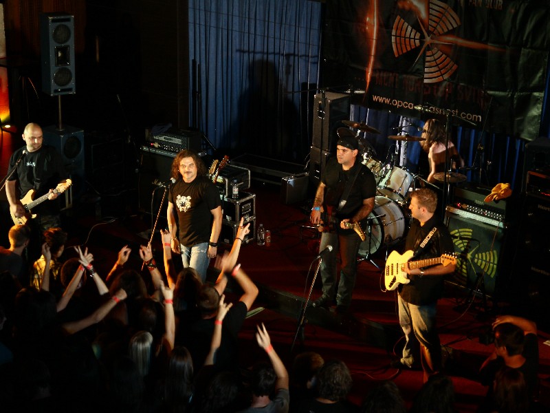 Opća Opasnost i Zoran Mišić u Arsenalu Opća Opasnost i Zoran Mišić u Arsenalu