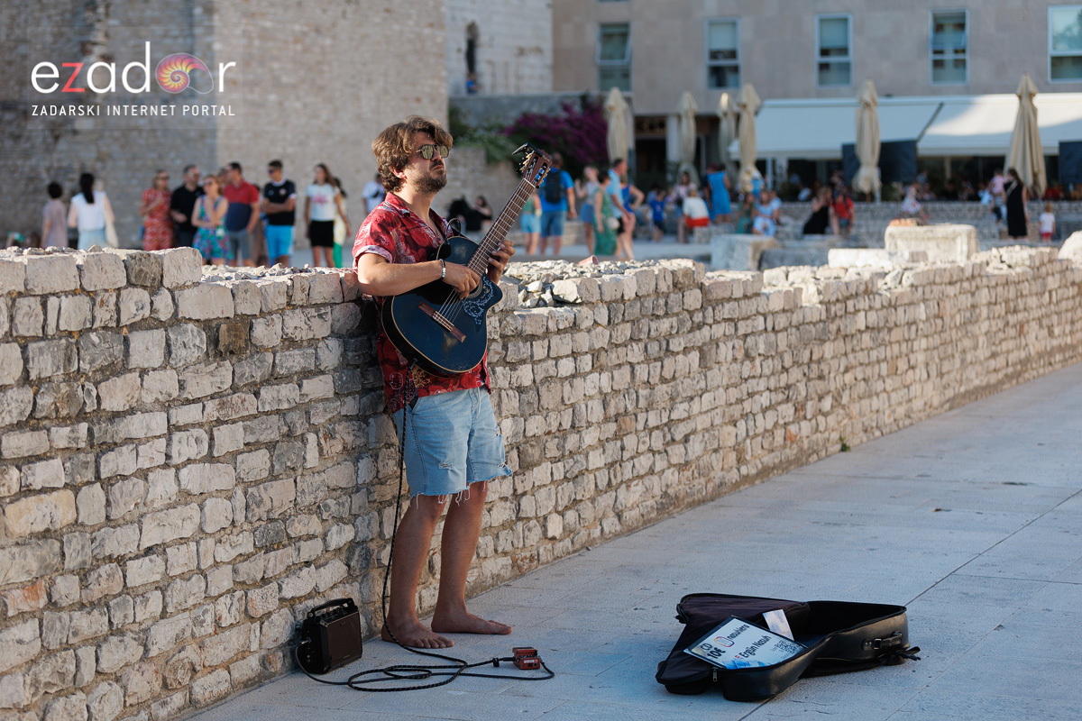 Večernji đir po gradu 18. lipnja 2024. Večernji đir po gradu 18. lipnja 2024.