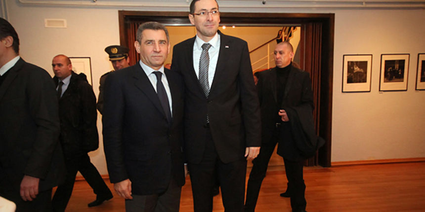 Svečana akademija 20. obljetnice VRO “Maslenica” Svečana akademija 20. obljetnice VRO “Maslenica”