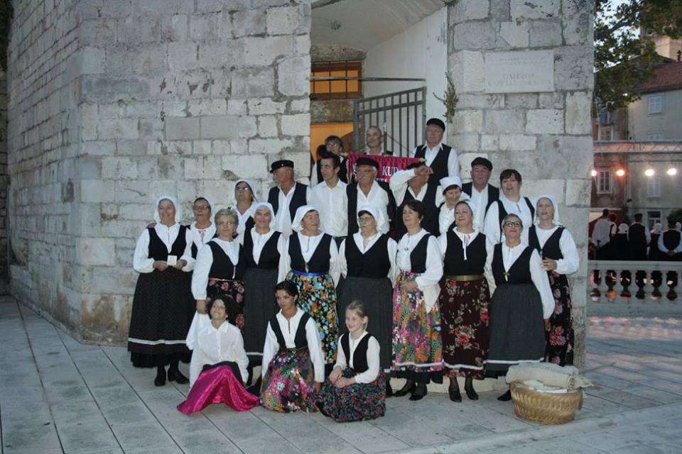 smotra folklora; etno dani