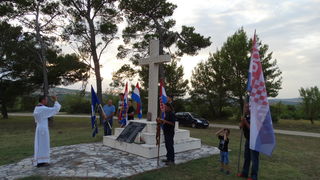Molitvena hodnja “Koracima nade u istinu”, tradicija koja ne blijedi Molitvena hodnja “Koracima nade u istinu”, tradicija koja ne blijedi