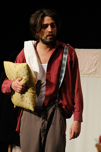 Zadarska Noć kazališta – “Teštament” (foto:Saša Čuka) Zadarska Noć kazališta – “Teštament” (foto:Saša Čuka)