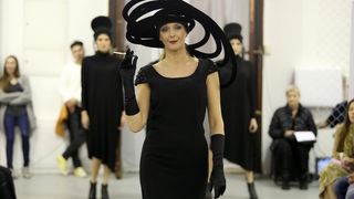 U sklopu tribine Moda osamdesetih – modni laboratorij za 21. stoljece odrzana odrzana modna revija Avangardna moda osamdesetih. Zvoncica Vuckovic. Photo: Robert Anic/PIXSELL