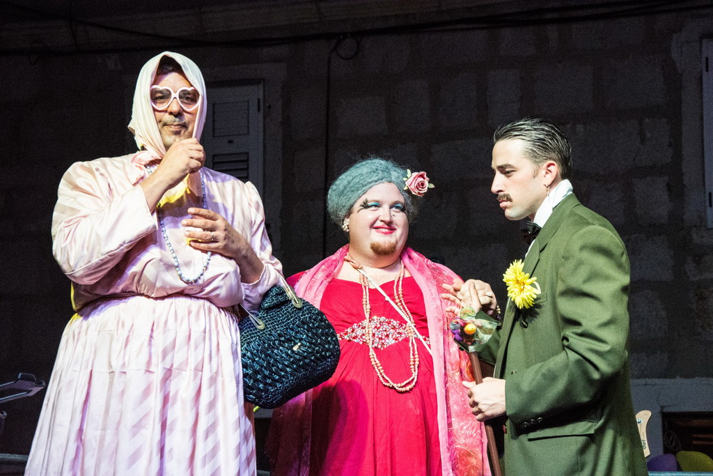 Paški ljetni karneval 2017 – maškarana povorka