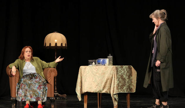 HKK: Prva žena, druga žena