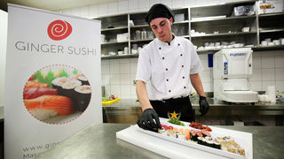 Kako se sinoć spremao sushi za večerašnje otvaranje Tuna, Sushi & Wine Festivala Kako se sinoć spremao sushi za večerašnje otvaranje Tuna, Sushi & Wine Festivala