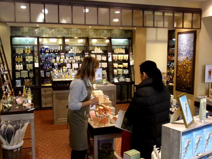 Otvorenje L’Occitane trgovine u Zadru, foto: Karla Otvorenje L’Occitane trgovine u Zadru, foto: Karla