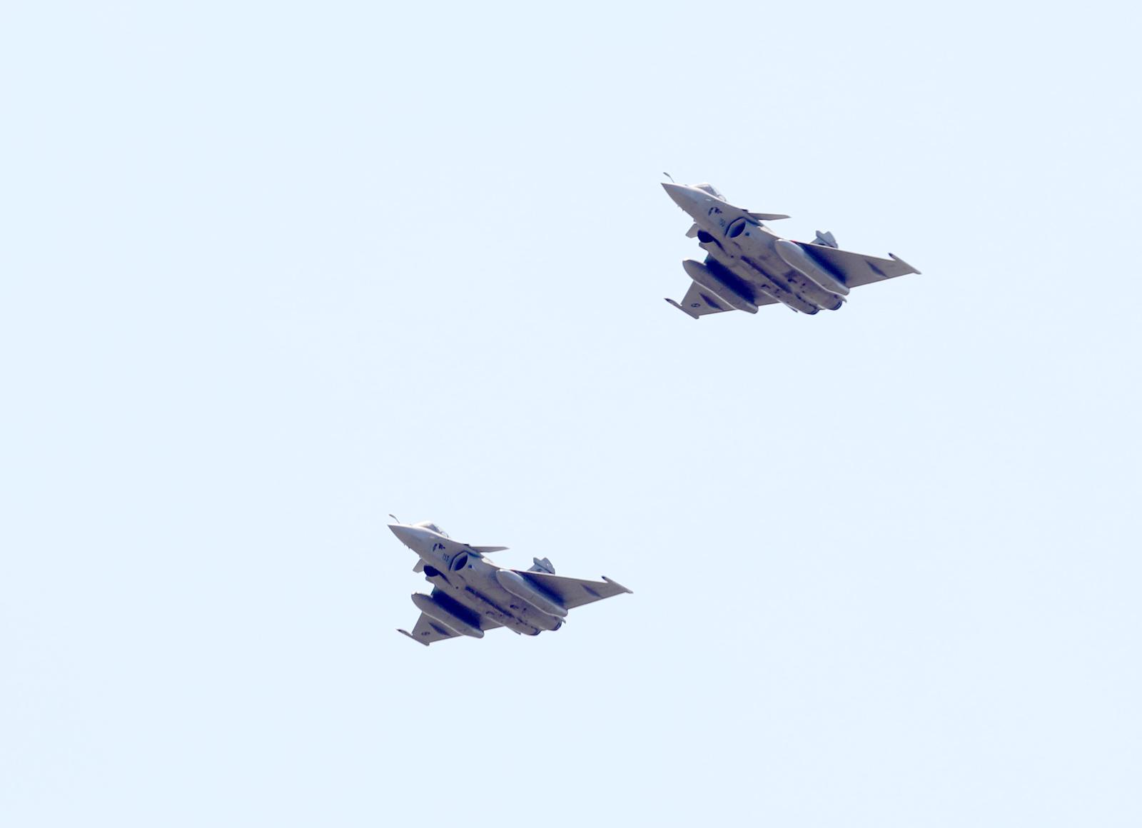 Preleti Rafalea i Krila oluje na obilježavanju 29. obljetnice VRO Oluja @ Knin Preleti Rafalea i Krila oluje na obilježavanju 29. obljetnice VRO Oluja @ Knin