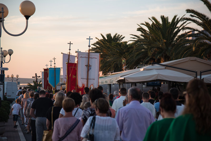 Procesija u Biogradu na blagdan sv. Roka, foto: Vinko Pešić Procesija u Biogradu na blagdan sv. Roka, foto: Vinko Pešić