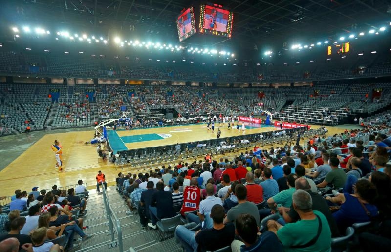 Arena Zagreb, Zagreb – Pripremni turnir za EuroBasket 2015., Hrvatska – BiH. Photo: Igor Kralj i Marko Lukunic/PIXSELL Arena Zagreb, Zagreb – Pripremni turnir za EuroBasket 2015., Hrvatska – BiH. Photo: Igor Kralj i Marko Lukunic/PIXSELL