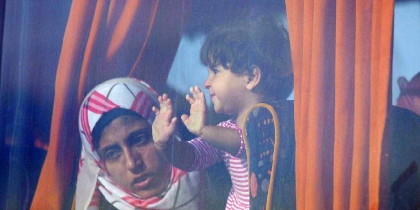 Majka i dijete izbjeglice – ilustracija, Photo: Borna Filic/PIXSELL