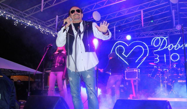 Legendarni Željko Bebek uveo Biograd u 2017. godinu