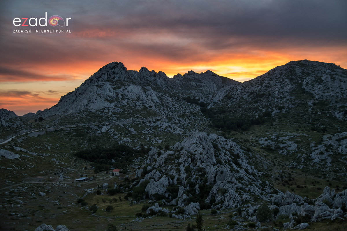 Prekrasna zvjezdana noć na Tulovim gredama Prekrasna zvjezdana noć na Tulovim gredama