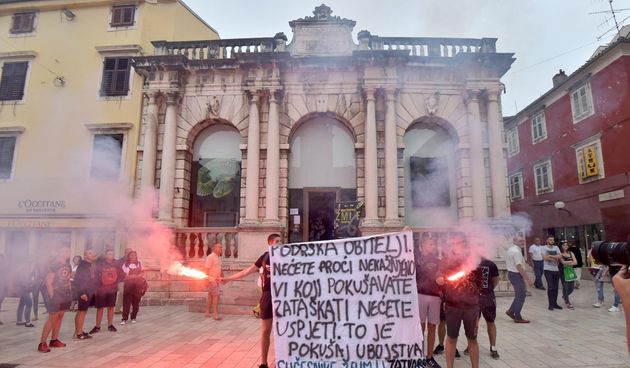 Navijači pokušali organizirati prosvjed protiv nasilja nad ženama