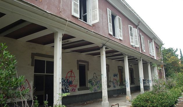 Devastirana vojarna Stjepan Radić