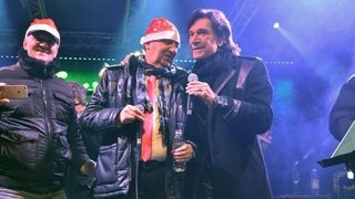 Mladen Grdović pjesmom uveo Poreč u Novu 2017.