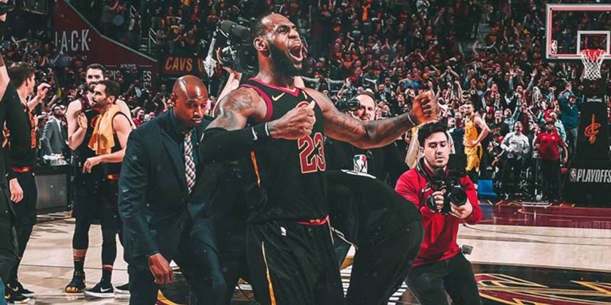 LeBron James, Cleveland Cavaliers LeBron James, Cleveland Cavaliers