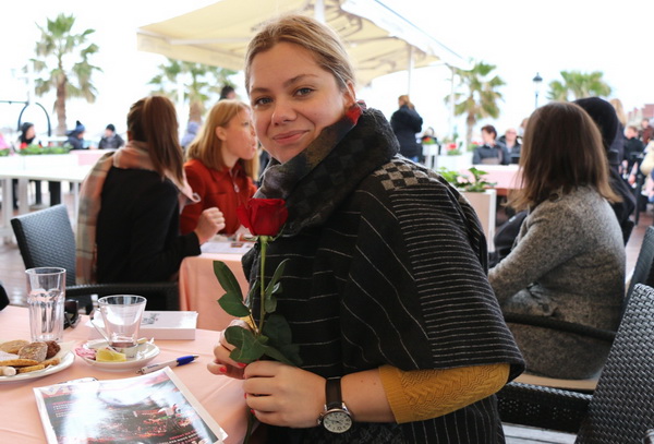 U organizaciji Općine Vir i Vir turizma virskim damama podijeljeno 400 ruža u povodu Dana žena