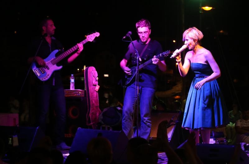 Tisno: Koncert Danijele Martinović u sklopu 10. međunarodne trke tovara, Photo: Dusko Jaramaz/PIXSELL Tisno: Koncert Danijele Martinović u sklopu 10. međunarodne trke tovara, Photo: Dusko Jaramaz/PIXSELL