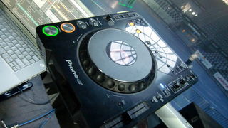 SC Visnjik: Generalna proba doceka 2010. DJ Morales SC Visnjik: Generalna proba doceka 2010. DJ Morales