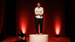 Igrajmo se: Zabranjeno mlađima od 15 strana A