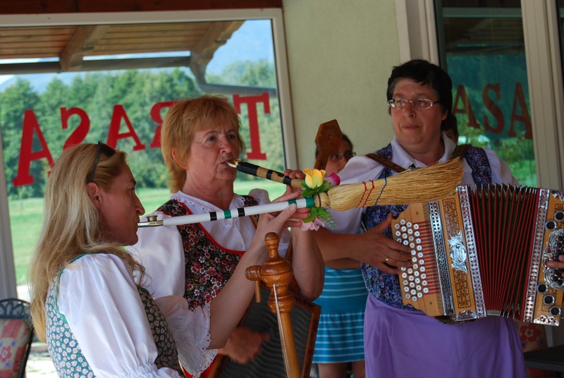 “Dalmacija pjeva i pleše”- međunarodni koncert u Mozirju “Dalmacija pjeva i pleše”- međunarodni koncert u Mozirju