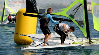 Zadar, 120512.
Danas zavrsava Svjetsko prvenstvo 49er-a u Zadru. Najbolje posade svijeta jedrile su danas u Zadarskom kanalu. Vecina ce otici kuci na kratki odmor, a potom ce se ponovno okupiti pocetkom lipnja u Velikoj Britaniji, na iducoj regati Svjetsk Zadar, 120512.
Danas zavrsava Svjetsko prvenstvo 49er-a u Zadru. Najbolje posade svijeta jedrile su danas u Zadarskom kanalu. Vecina ce otici kuci na kratki odmor, a potom ce se ponovno okupiti pocetkom lipnja u Velikoj Britaniji, na iducoj regati Svjetsk