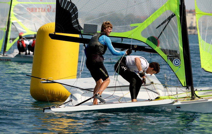 Zadar, 120512.
Danas zavrsava Svjetsko prvenstvo 49er-a u Zadru. Najbolje posade svijeta jedrile su danas u Zadarskom kanalu. Vecina ce otici kuci na kratki odmor, a potom ce se ponovno okupiti pocetkom lipnja u Velikoj Britaniji, na iducoj regati Svjetsk Zadar, 120512.
Danas zavrsava Svjetsko prvenstvo 49er-a u Zadru. Najbolje posade svijeta jedrile su danas u Zadarskom kanalu. Vecina ce otici kuci na kratki odmor, a potom ce se ponovno okupiti pocetkom lipnja u Velikoj Britaniji, na iducoj regati Svjetsk