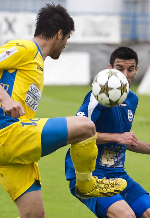 Zadar, 270413.
Stadion Stanovi.
1.HNL, 29. kolo utakmica Zadar – Inter.
Na fotografiji: plavi Zadar Josip Ivancic, zuti Hrvoje Plazanic.
Foto: Josko Ponos / CROPIX Zadar, 270413.
Stadion Stanovi.
1.HNL, 29. kolo utakmica Zadar – Inter.
Na fotografiji: plavi Zadar Josip Ivancic, zuti Hrvoje Plazanic.
Foto: Josko Ponos / CROPIX