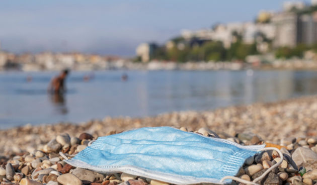 Korona virus, Crna Gora, plaža, maska