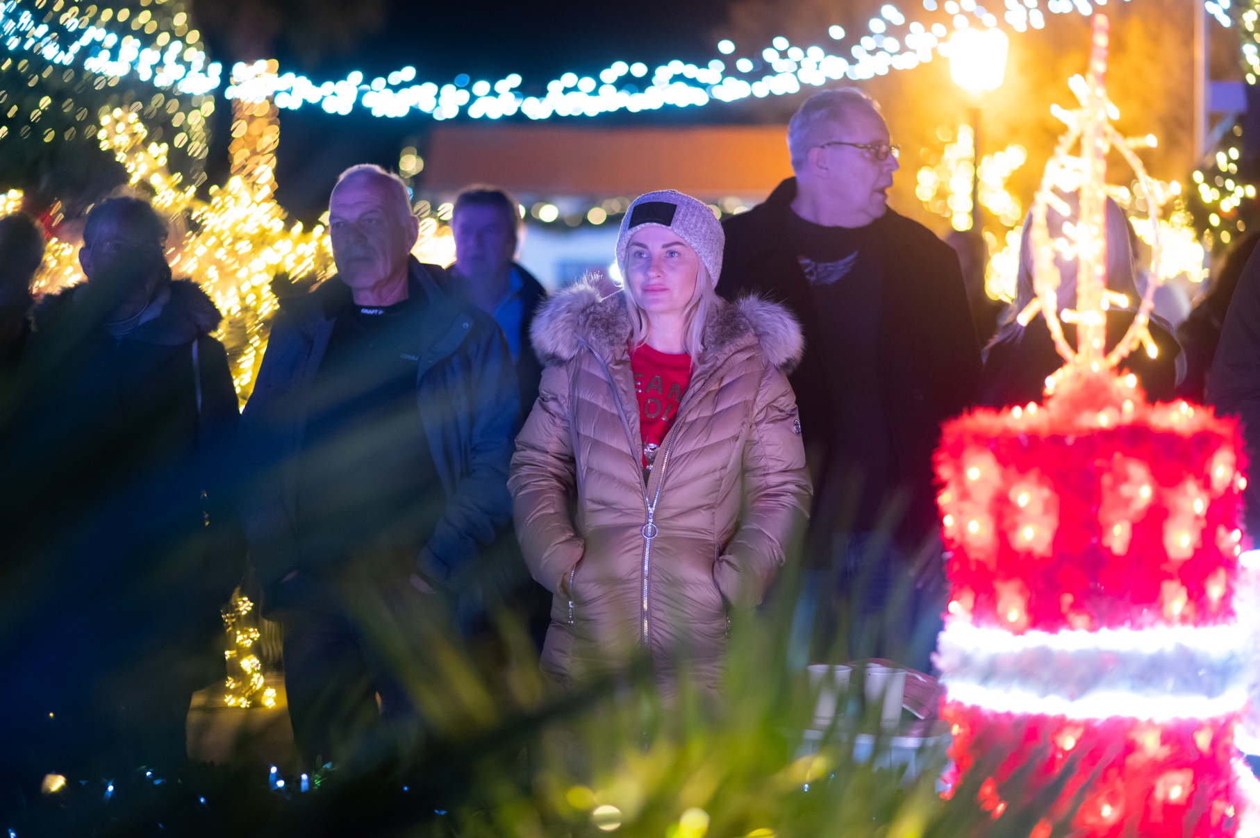 Vatromet, tisuće konfeta, šampanjac, prskalice i koncert Ivana Zaka i Tempo Banda