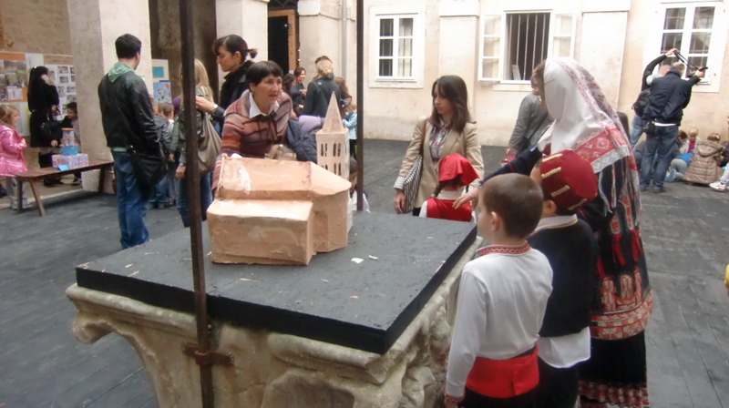 Radionica “Stari zadarski obrti” za najmlađe Zadrane, djeca iz vrtića Radionica “Stari zadarski obrti” za najmlađe Zadrane, djeca iz vrtića