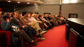 Image 1191749 (auto)