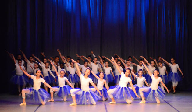 HNK Zadar: “Večeras plešemo” – nastup Zadarskog plesnog ansambla